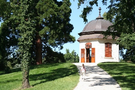 Gödöllői Király Kastély 12
kiralyi_kastely012.jpg (900 x 600)
524965 byte (512.66 KiB)